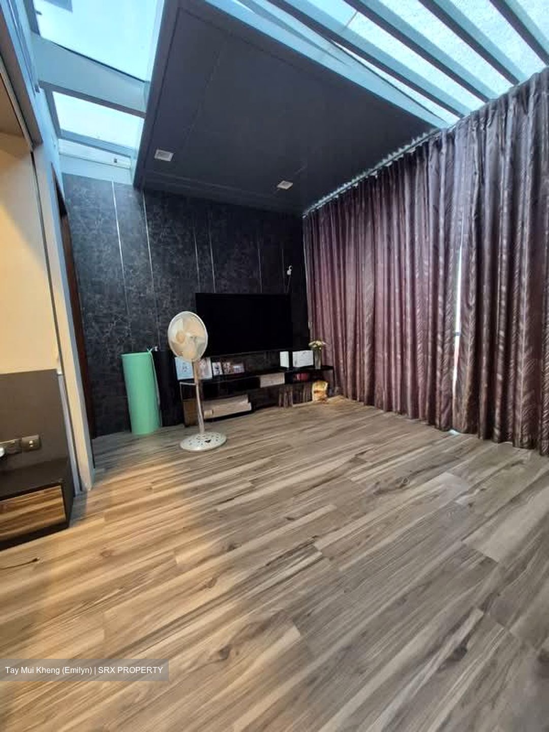 Suites Twenty-Two (D15), Apartment #601800591